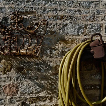 Le Manoir De Magneville 3*